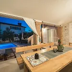 Javor By Istrabook Villa
