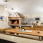 Javor By Istrabook Villa Peruški
