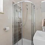 Javor By Istrabook Villa Peruški