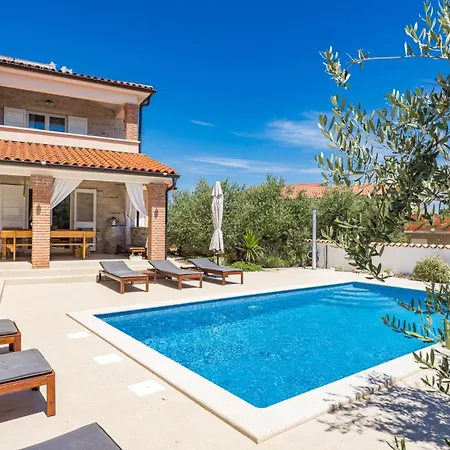 Villa Javor By Istrabook *