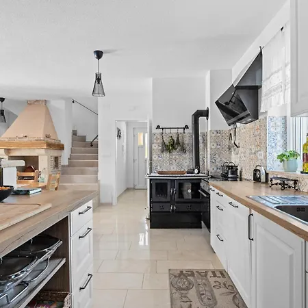 Villa Javor By Istrabook Peruški