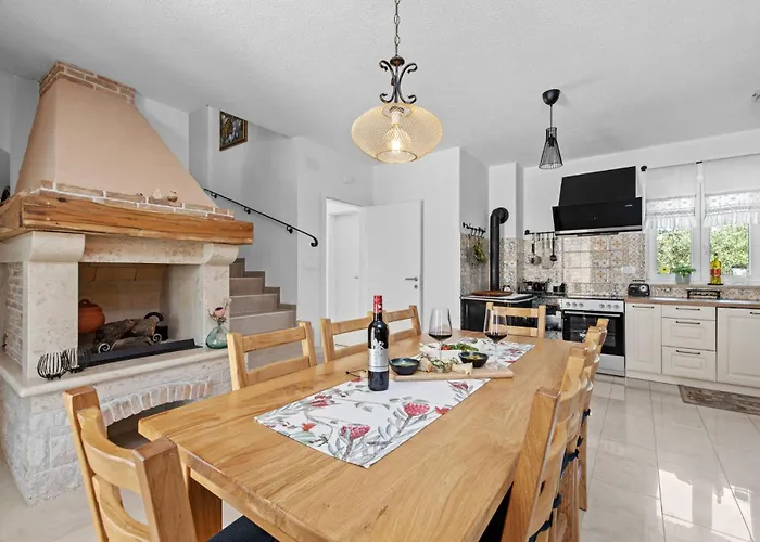 Javor By Istrabook Peruški