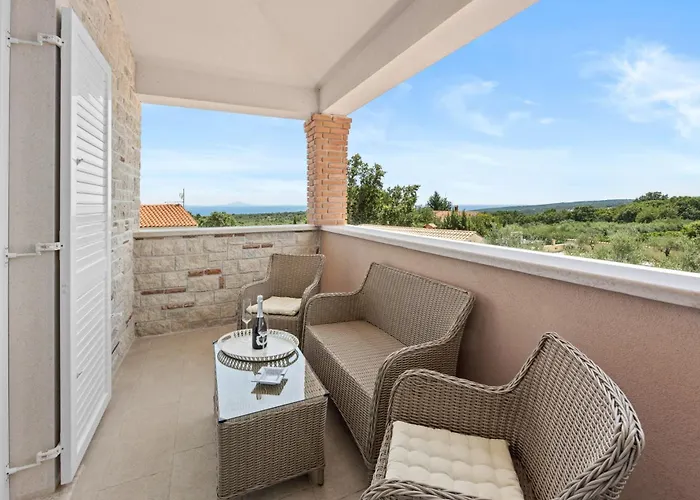 Javor By Istrabook *