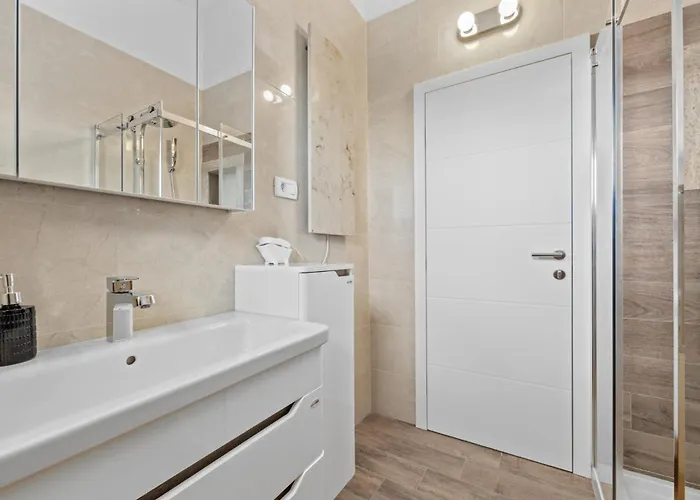 Javor By Istrabook *